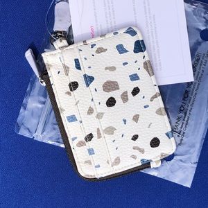 NEW Thirty-One Light Traveler Card Wallet